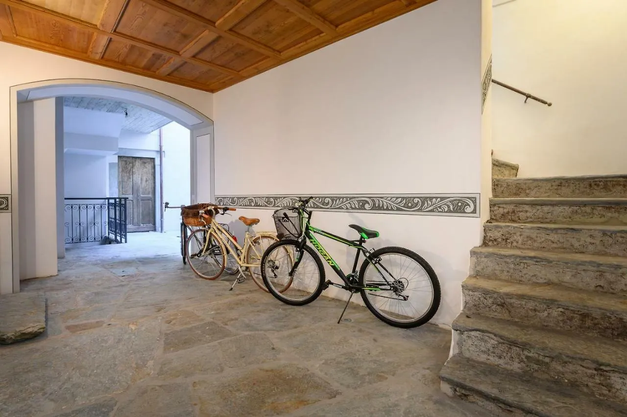 B&B Antica Residenza Centro Storico Tirano